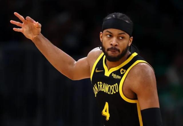 海星体育-从第11人到连续首发 勇士将用中产级合同续约穆迪